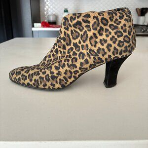 Thierry Rabotin leopard print heels